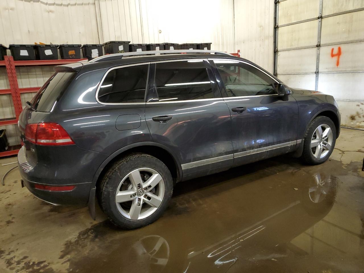 2012 VOLKSWAGEN TOUAREG V6 - Фото 3