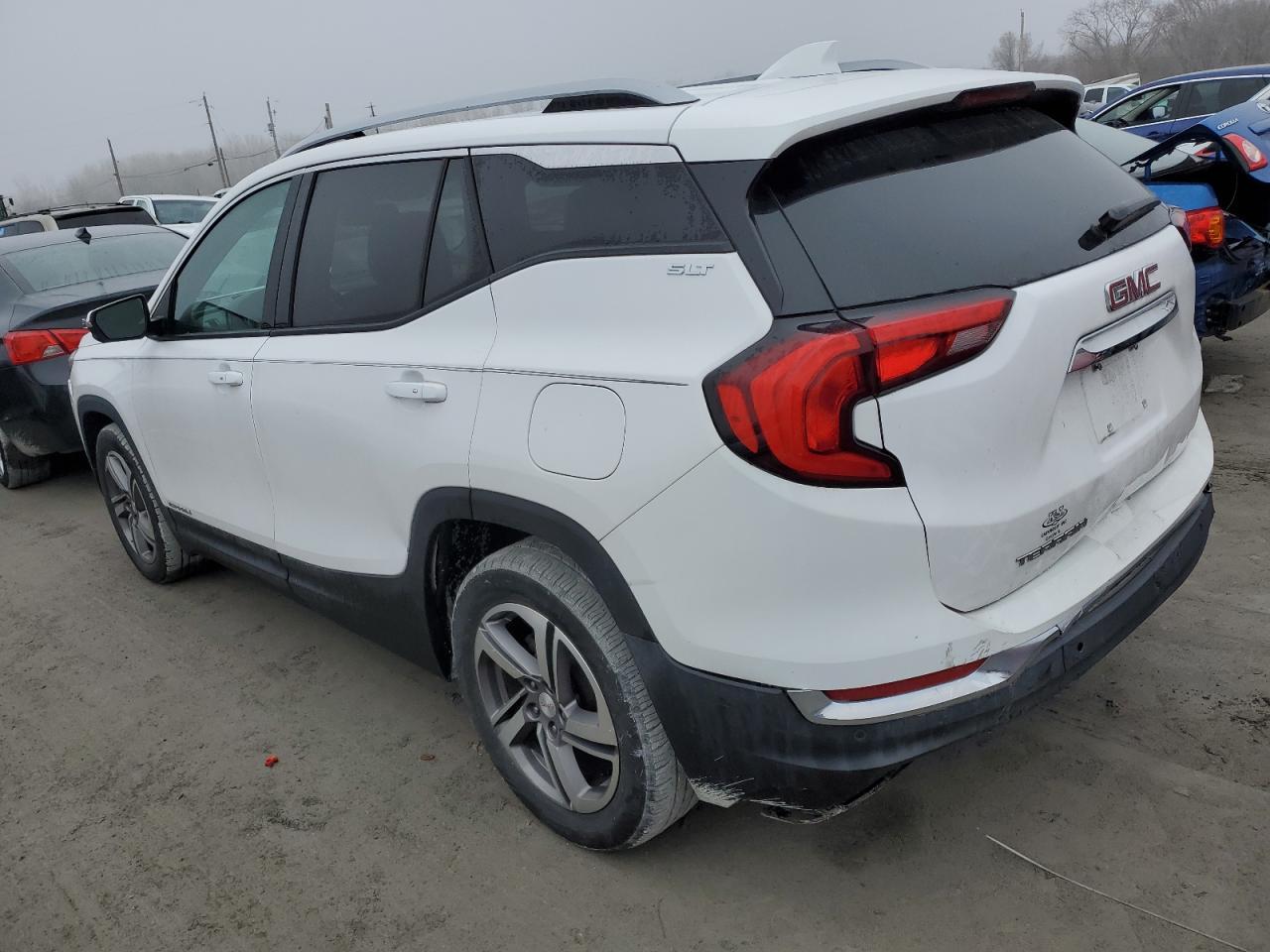 2018 GMC TERRAIN SL - Фото 2