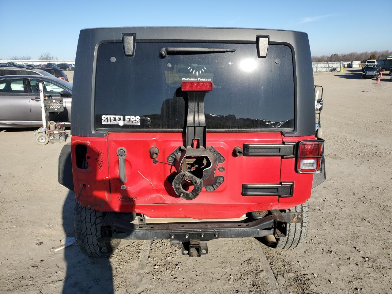 2014 JEEP WRANGLER U - Image 6