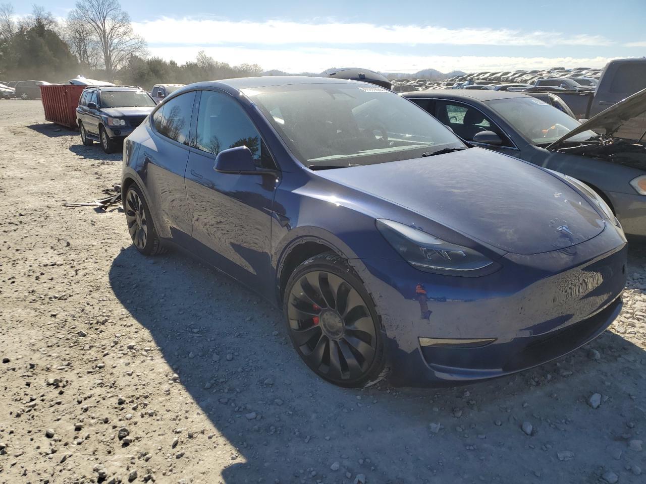 2023 TESLA MODEL Y - Фото 4