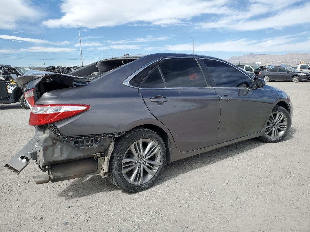 2017 TOYOTA CAMRY LE - Image 3