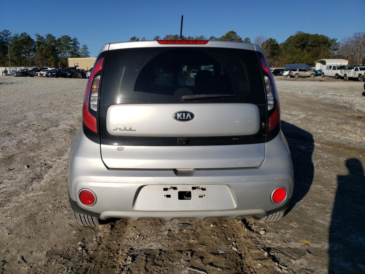 2019 KIA SOUL + - Image 6