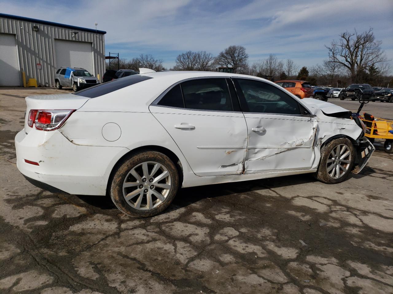2015 CHEVROLET MALIBU 2LT - Image 3