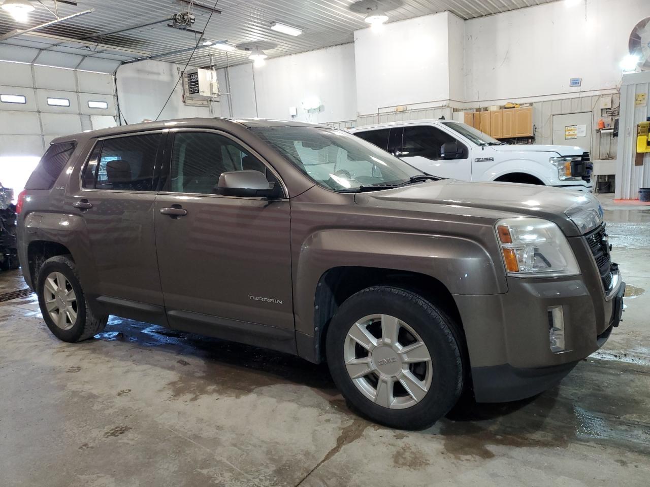 2012 GMC TERRAIN SL - Image 4