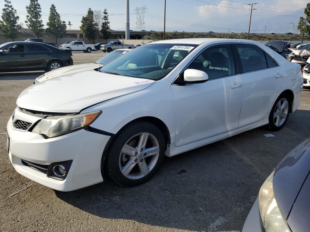 2013 TOYOTA CAMRY L