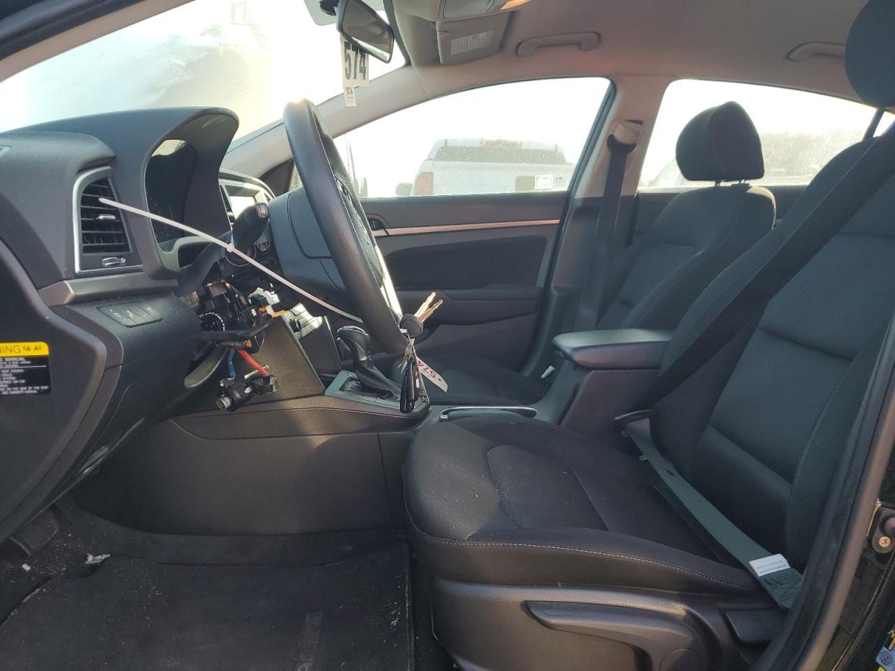 2018 HYUNDAI ELANTRA SE - Фото 7