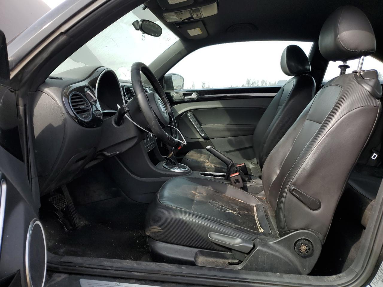 2012 VOLKSWAGEN BEETLE - Фото 7