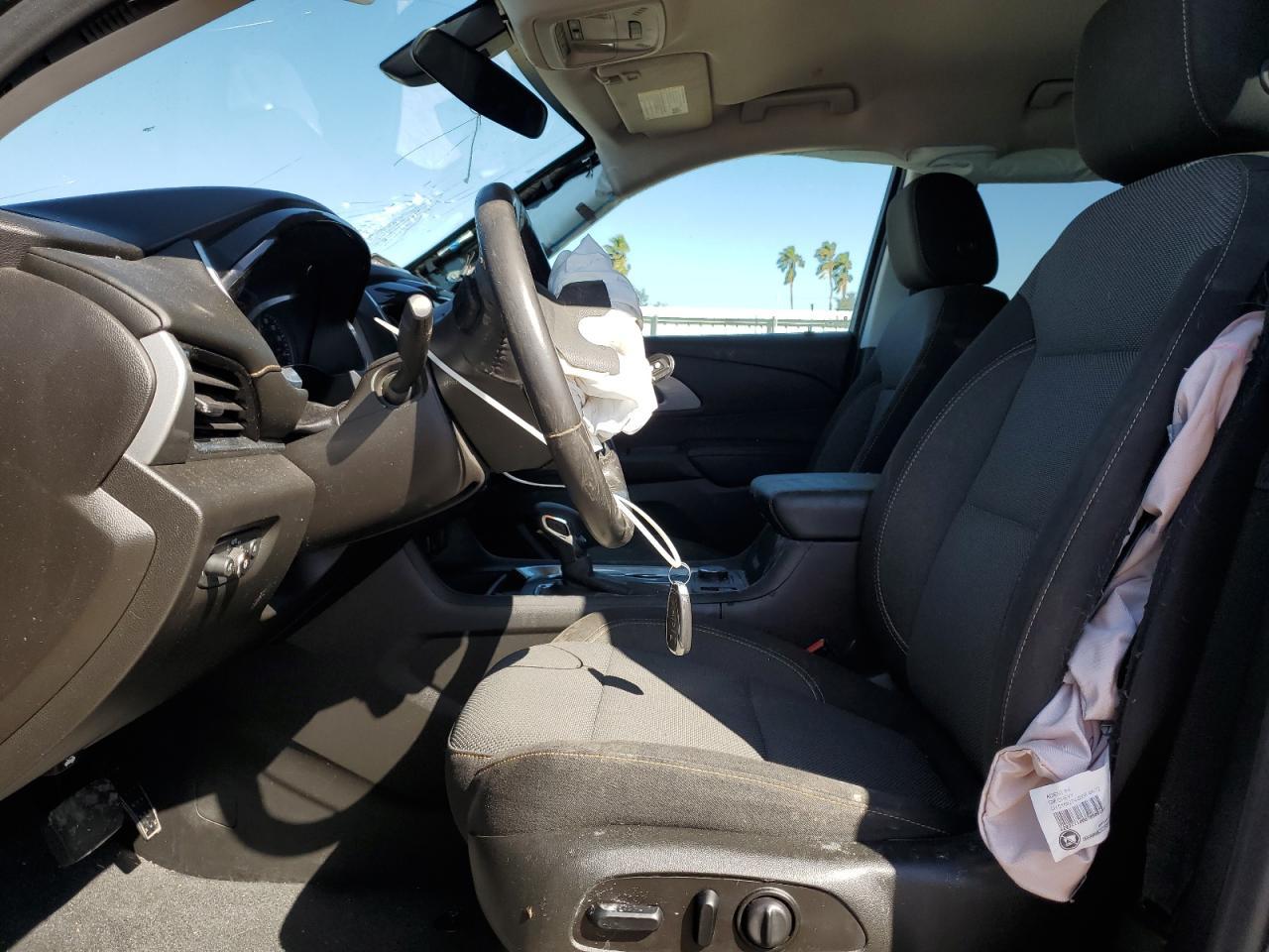 2021 CHEVROLET TRAVERSE L - Фото 7