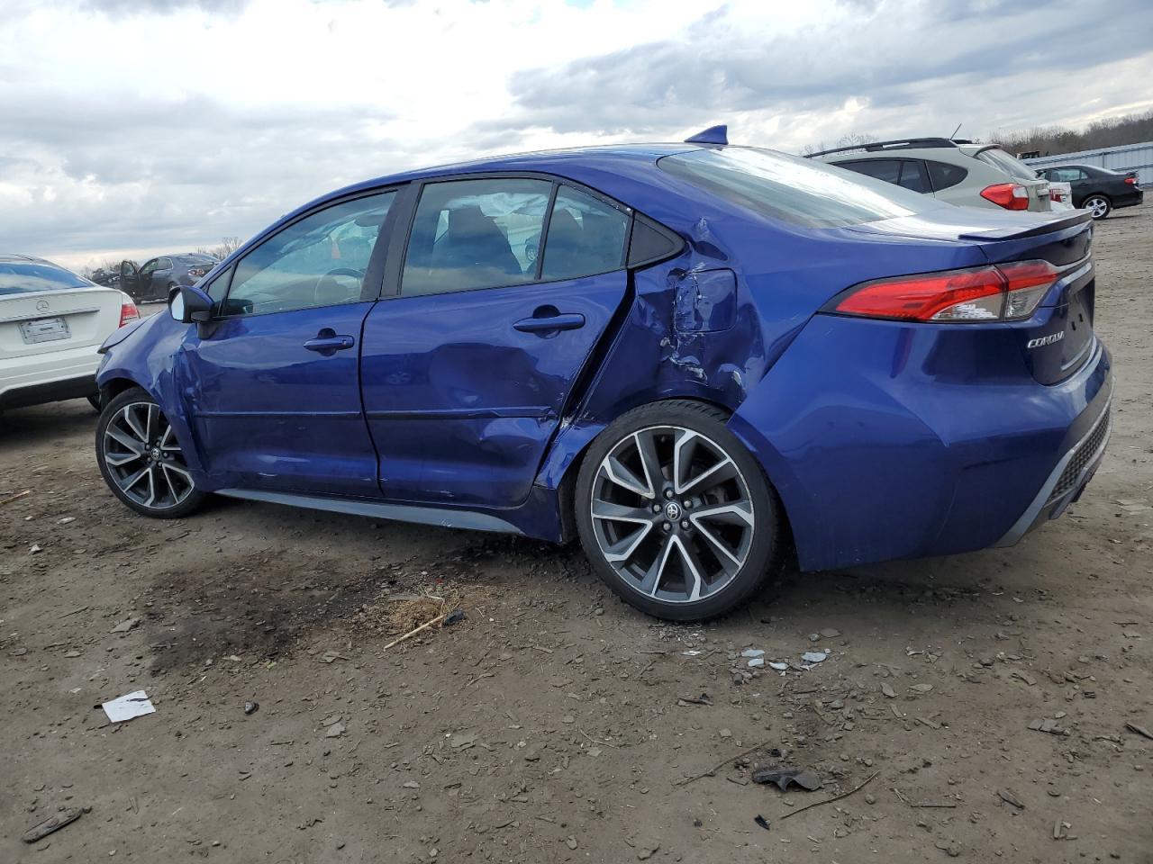 2020 TOYOTA COROLLA SE - Фото 2