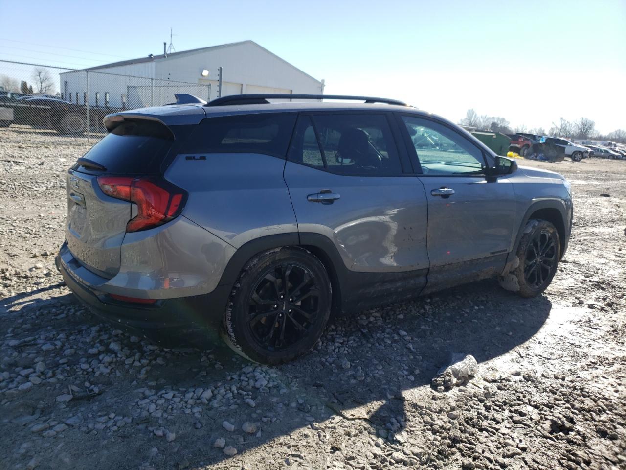 2021 GMC TERRAIN SL - Фото 3
