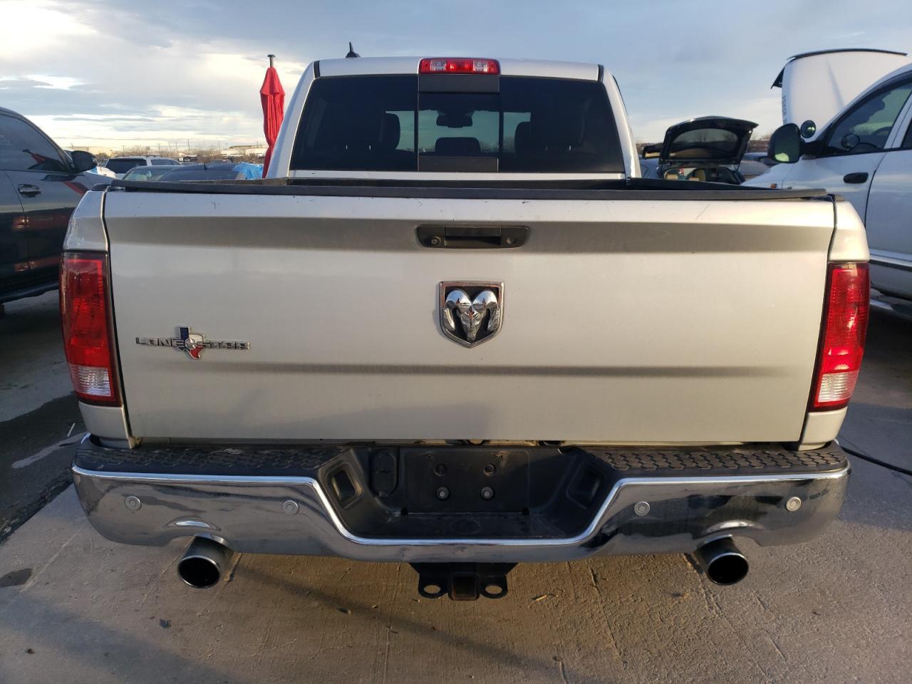 2015 RAM 1500 SLT - Фото 6