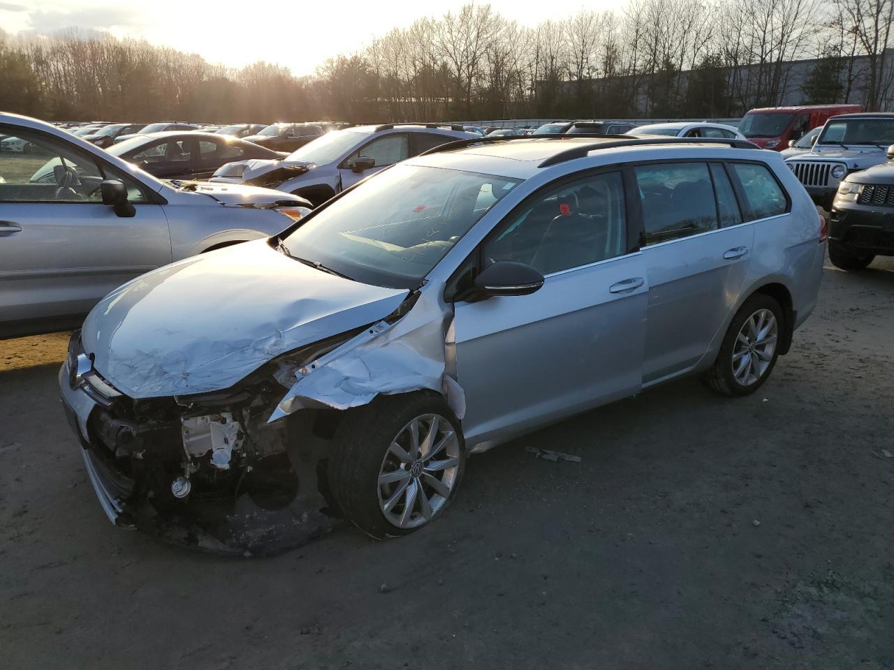2016 VOLKSWAGEN GOLF SPORT