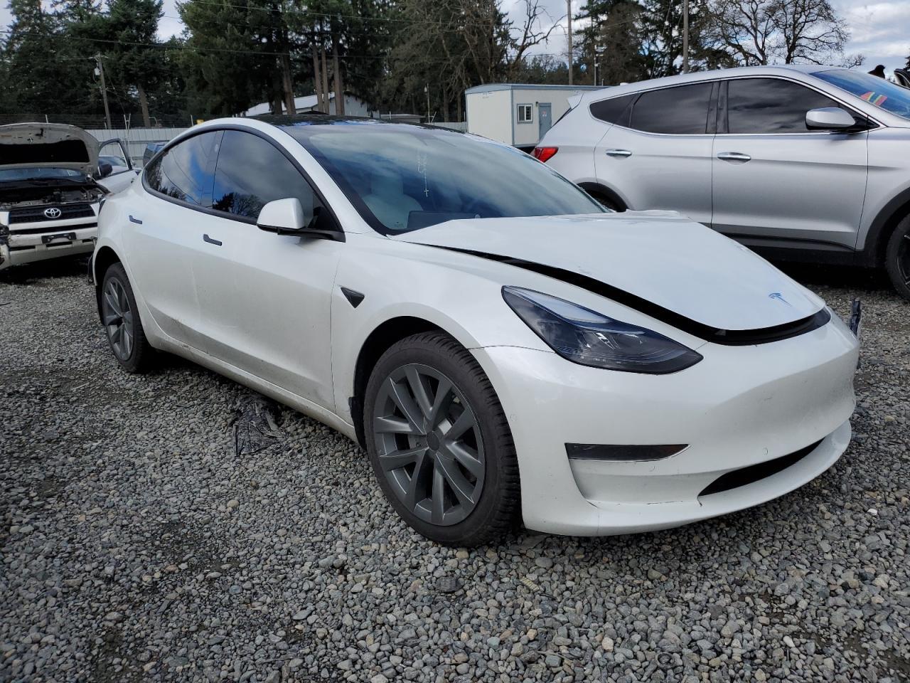 2021 TESLA MODEL 3 - Фото 4