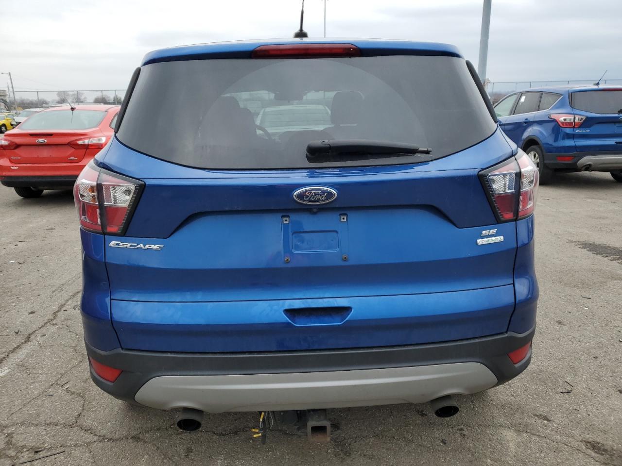 2017 FORD ESCAPE SE - Фото 6