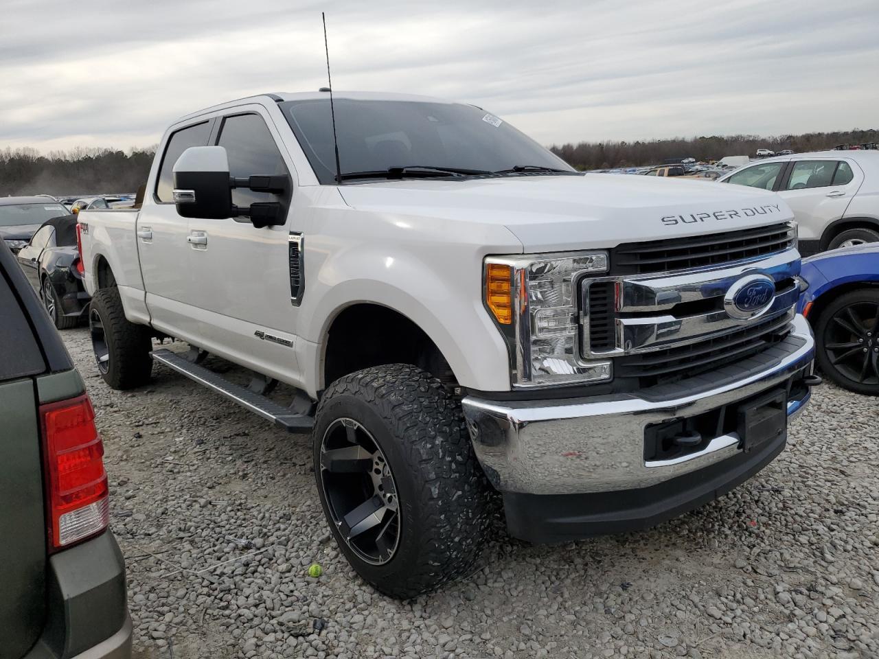 2017 FORD F250 SUPER - Image 4