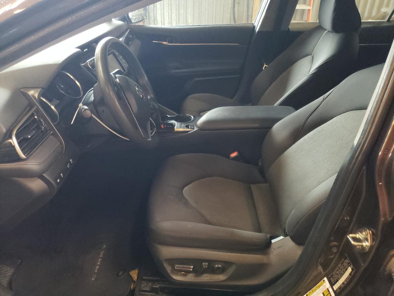 2020 TOYOTA CAMRY LE - Image 7