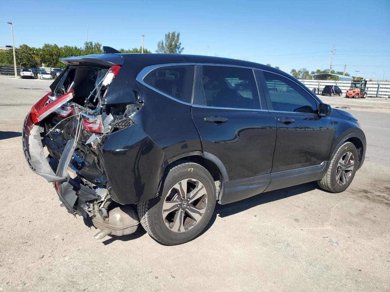 2017 HONDA CR-V LX - Image 3