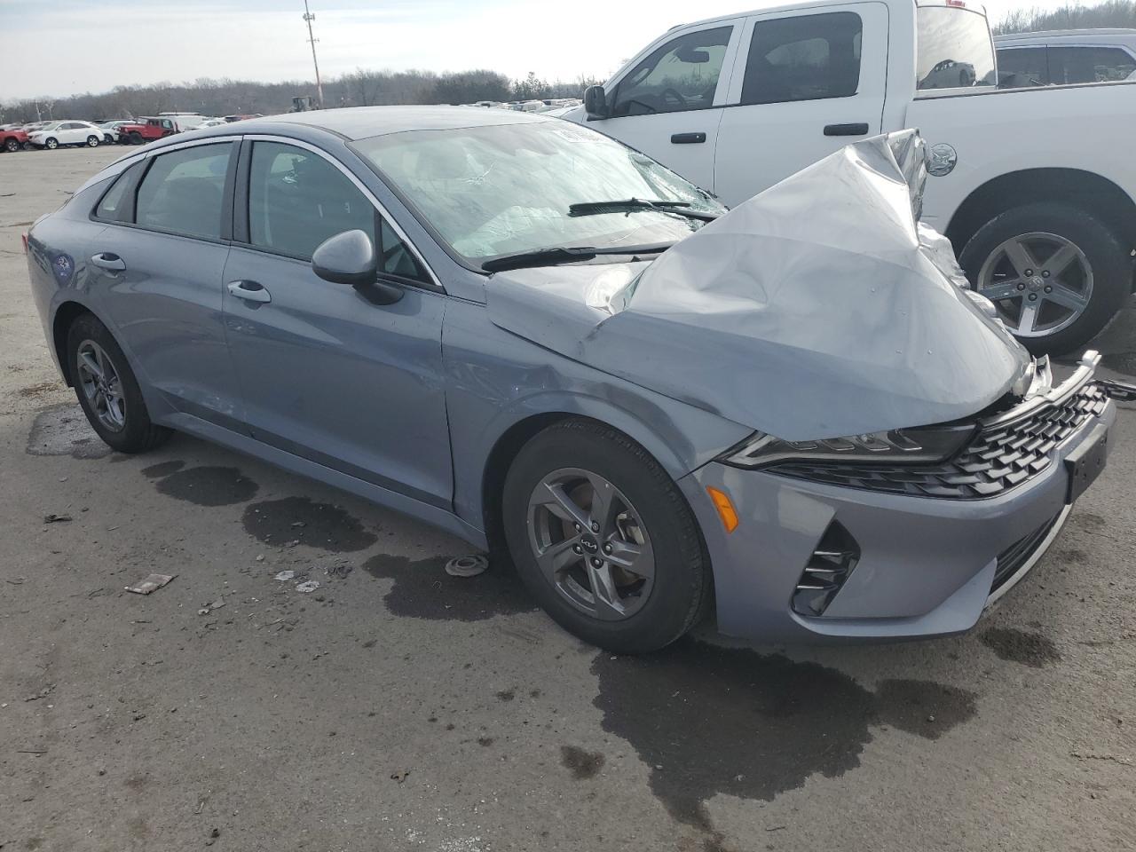 2023 KIA K5 LXS - Image 4