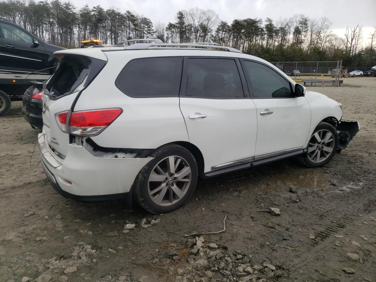 2013 NISSAN PATHFINDER - Image 3