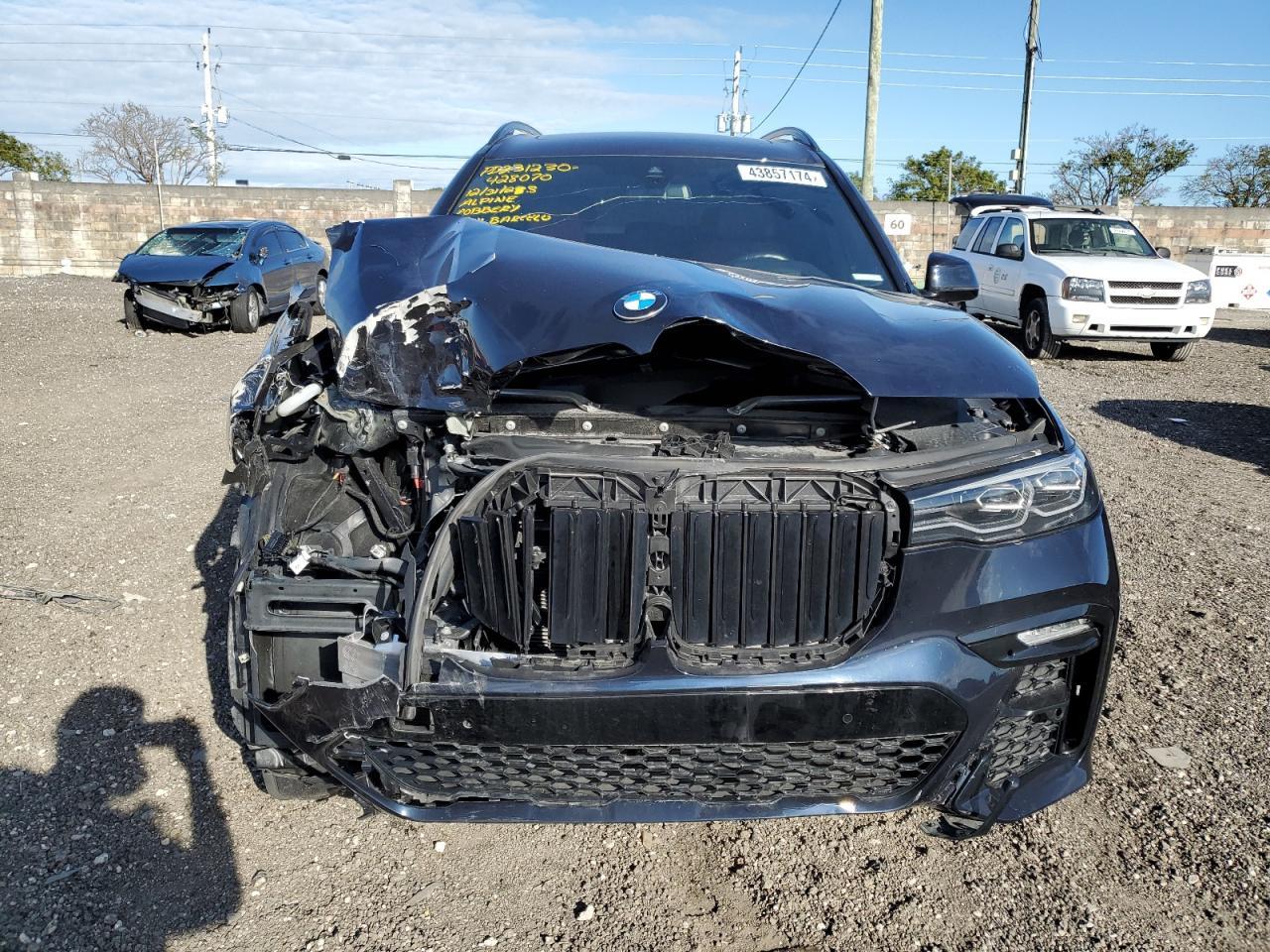 2022 BMW X7 XDRIVE4 - Фото 5