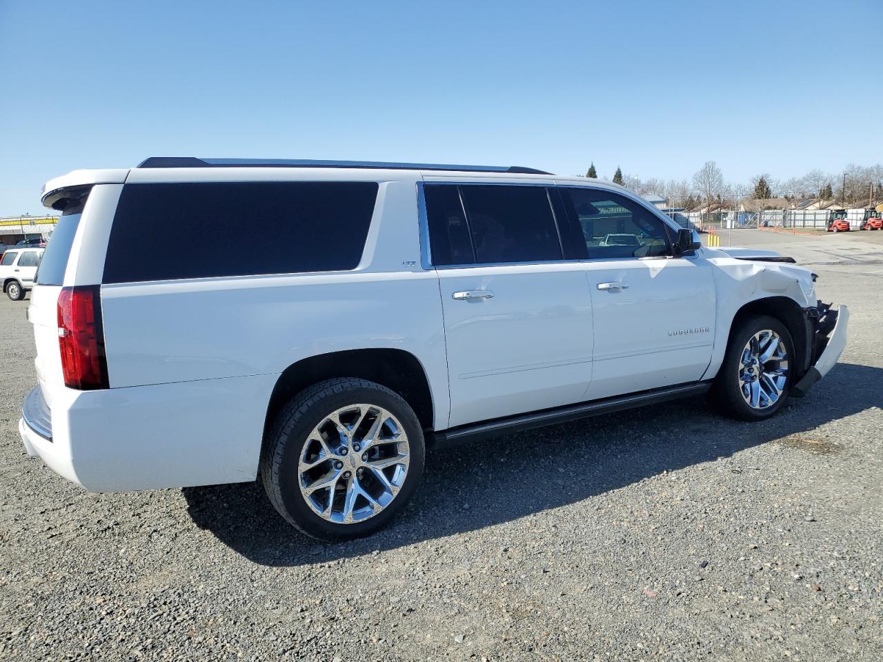 2016 CHEVROLET SUBURBAN K - Фото 3