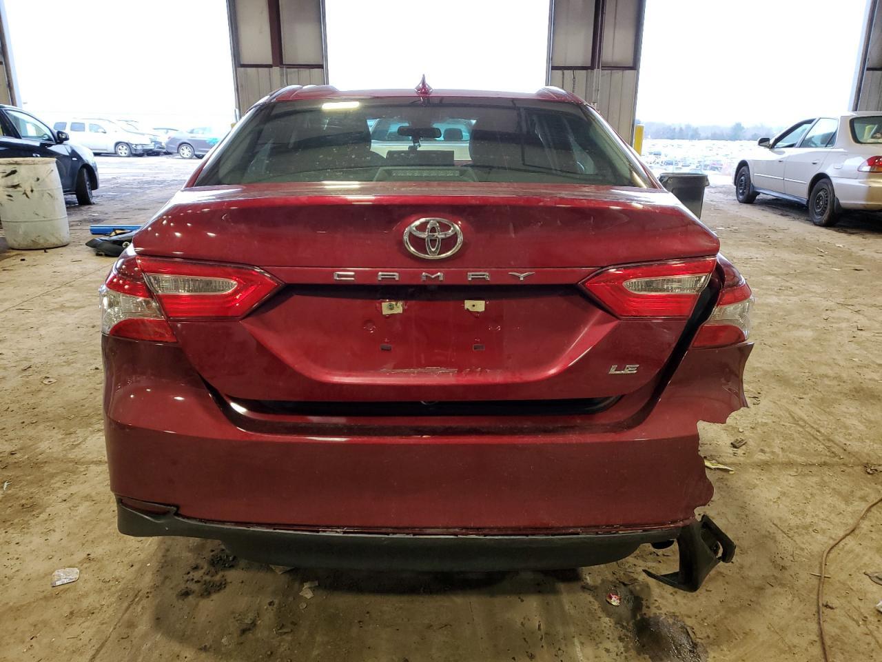 2020 TOYOTA CAMRY LE - Фото 6