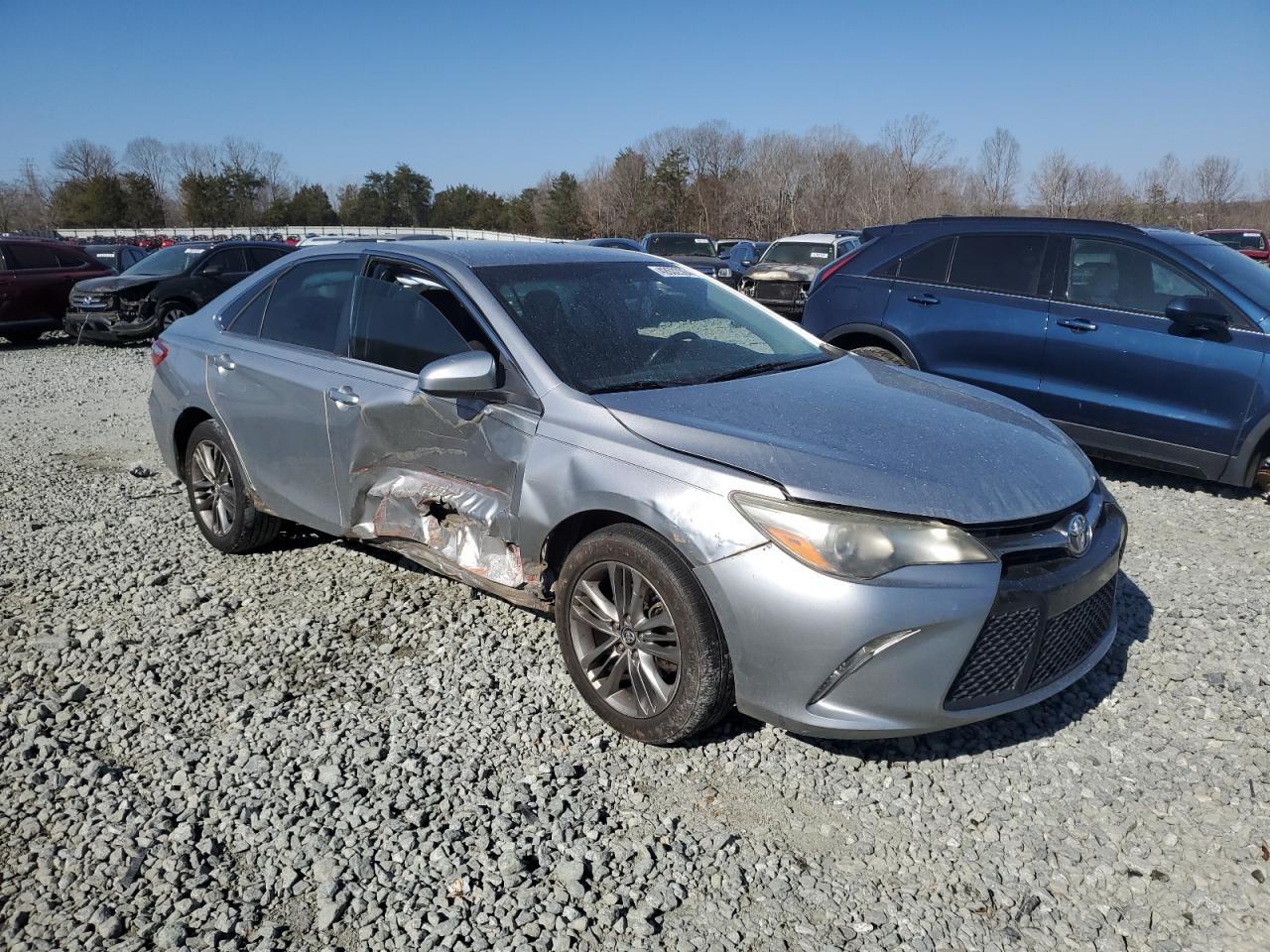 2016 TOYOTA CAMRY LE - Image 4