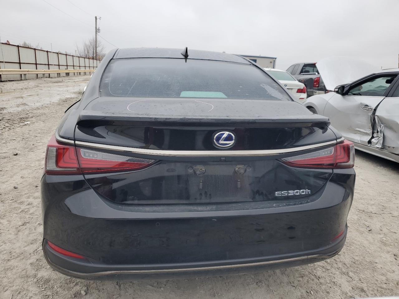 2022 LEXUS ES 300H BA - Фото 6