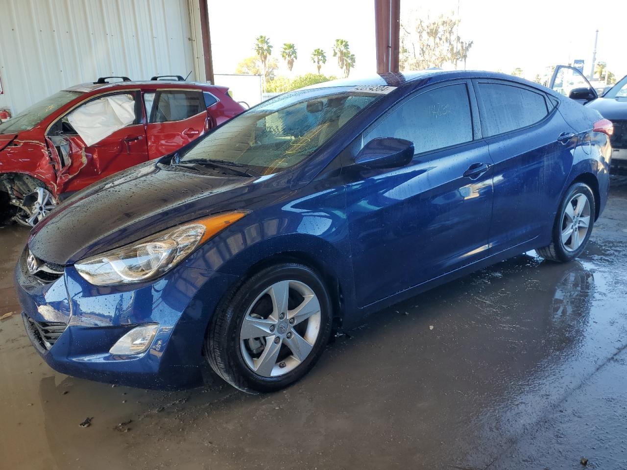 2013 HYUNDAI ELANTRA GL