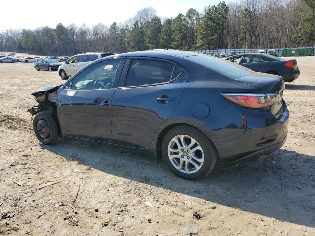 2017 Toyota Yaris Ia - Фото 2