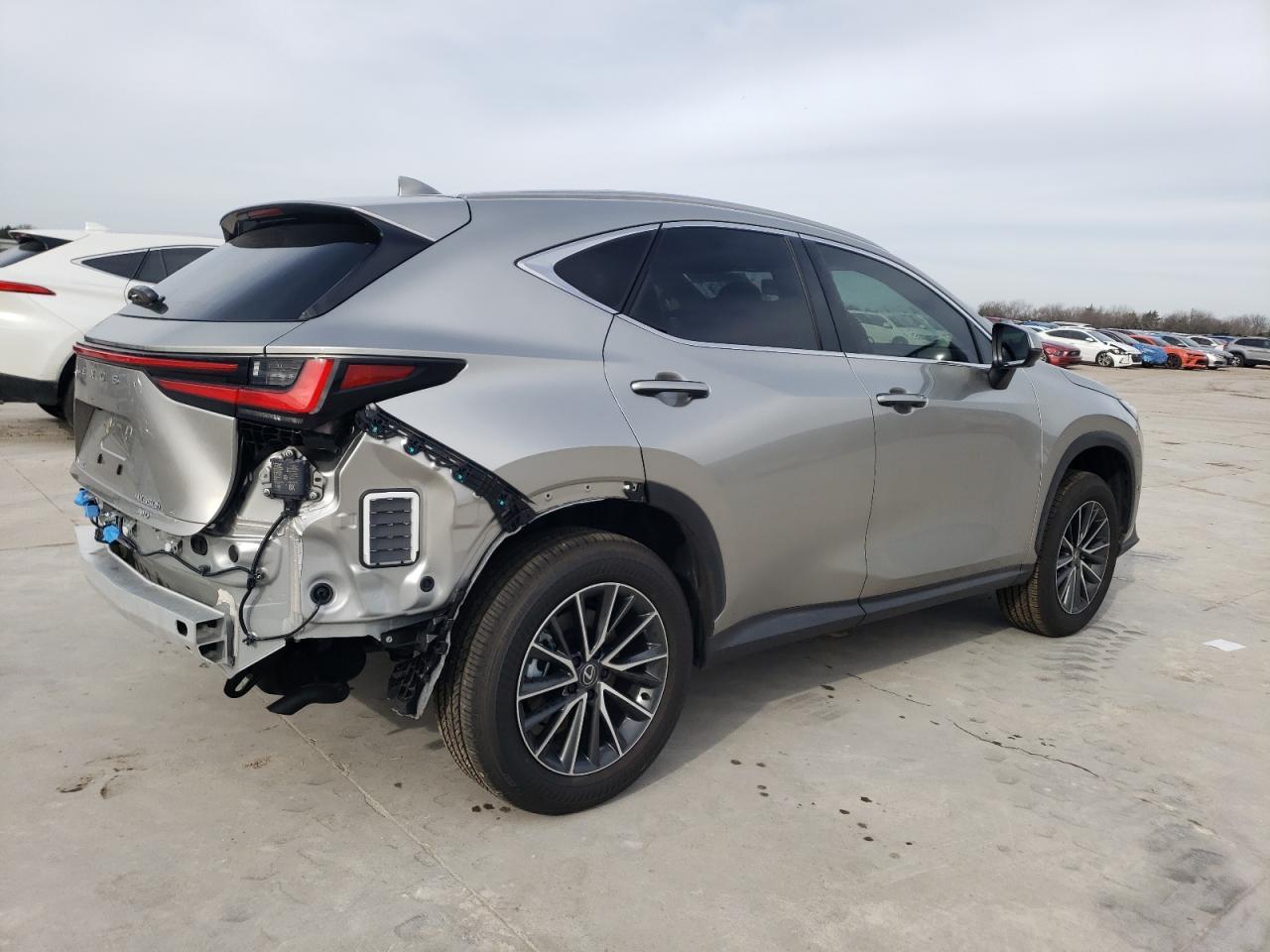 2024 LEXUS NX 350H BA - Image 3