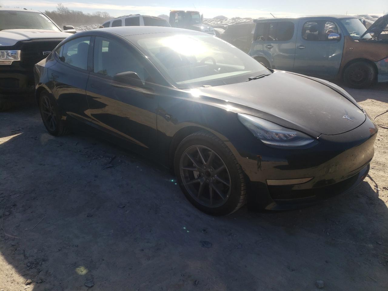 2021 TESLA MODEL 3 - Фото 4