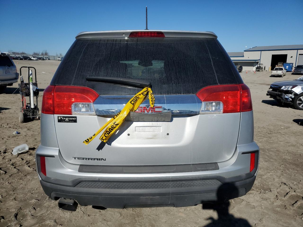 2016 GMC TERRAIN SL - Image 6