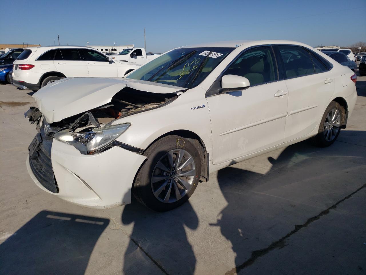 2016 TOYOTA CAMRY HYBR