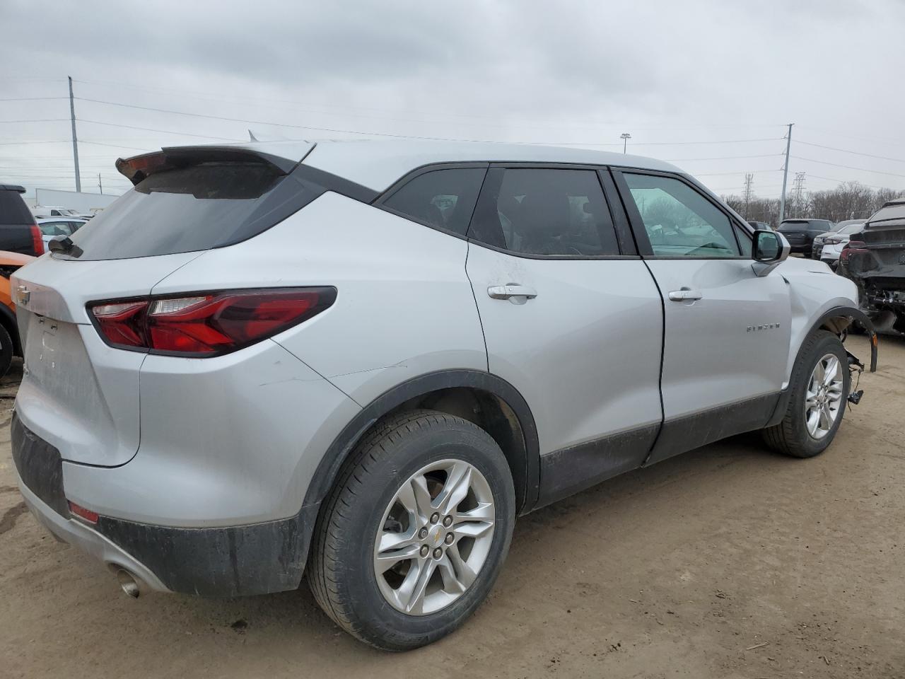 2021 CHEVROLET BLAZER 2LT - Image 3