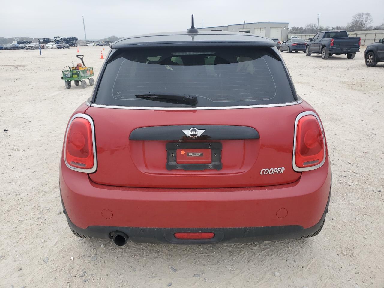 2017 MINI COOPER - Image 6