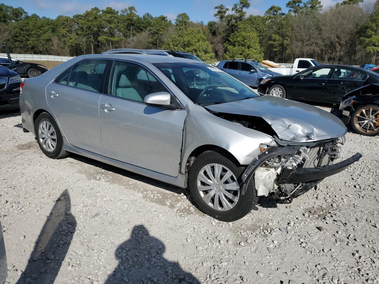 2013 TOYOTA CAMRY L - Фото 4