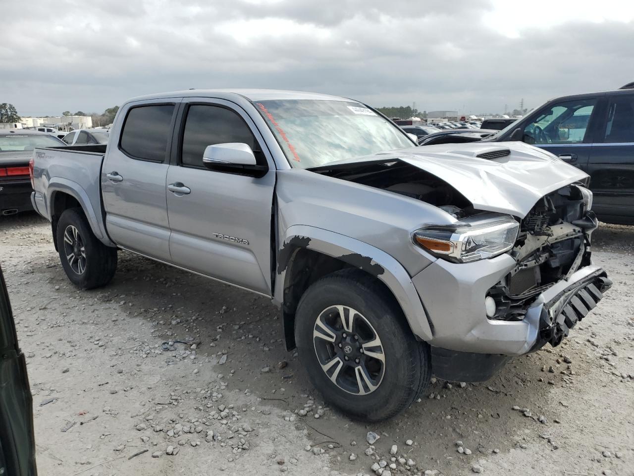 2017 TOYOTA TACOMA DOU - Image 4