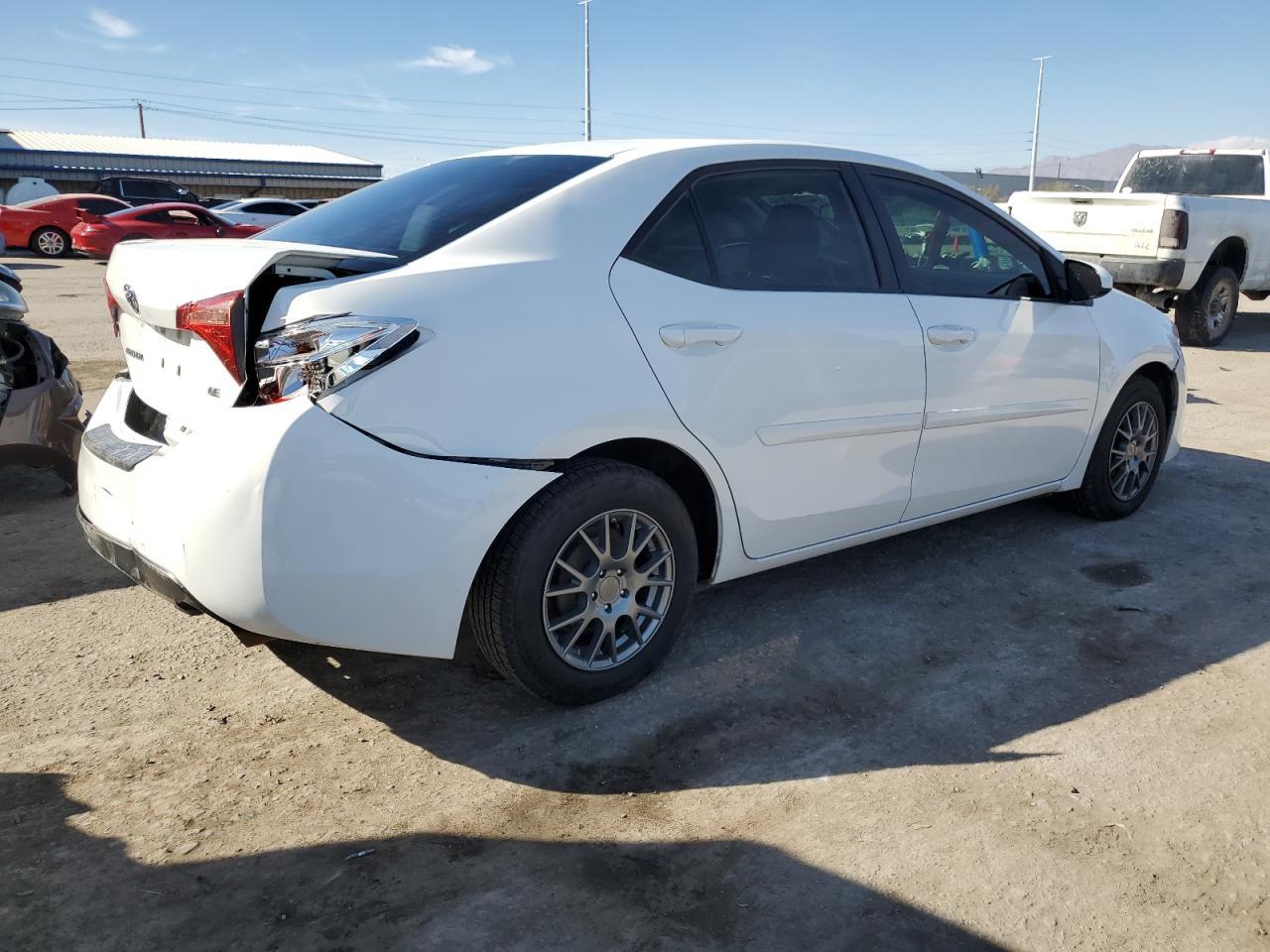 2019 TOYOTA COROLLA L - Фото 3
