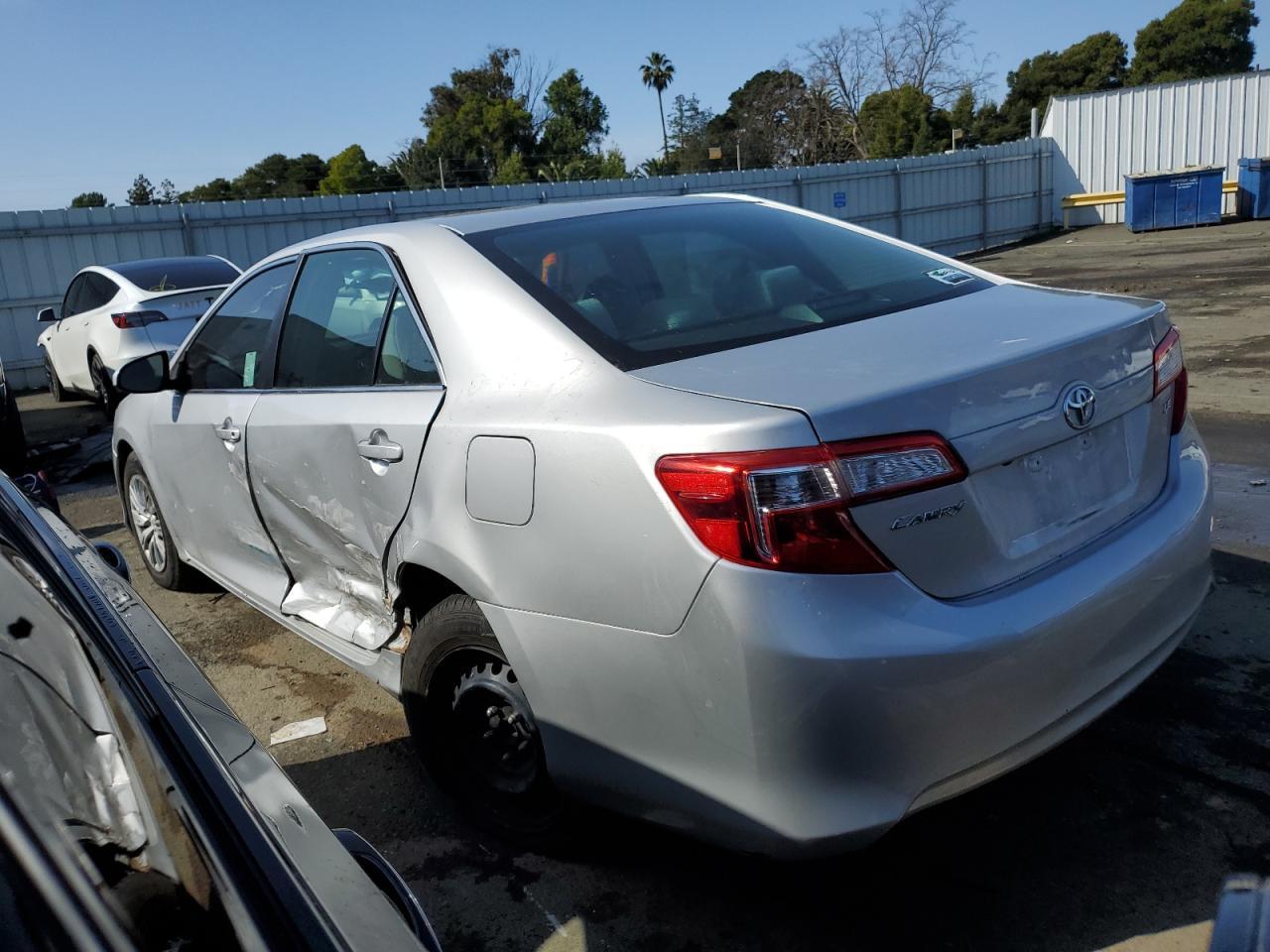 2014 TOYOTA CAMRY L - Image 2