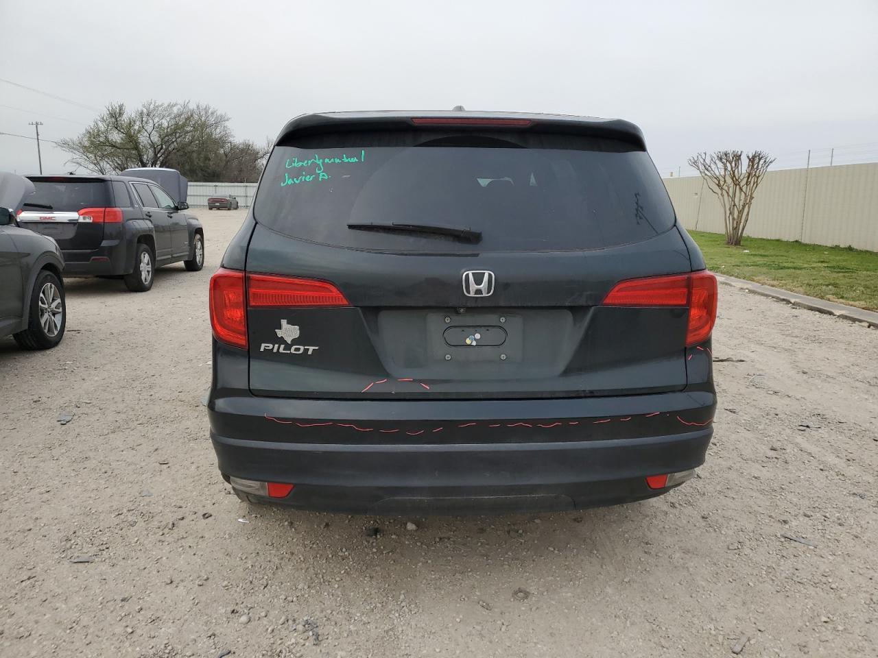 2017 HONDA PILOT EXL - Image 6