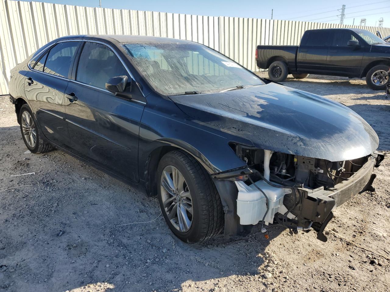 2017 TOYOTA CAMRY LE - Image 4