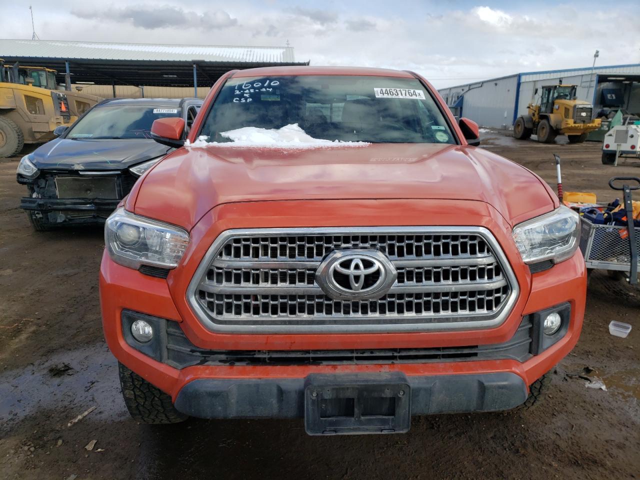 2017 TOYOTA TACOMA DOU - Фото 5