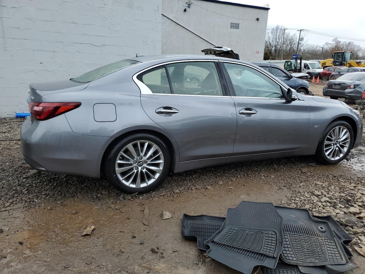 2019 INFINITI Q50 LUXE - Image 3