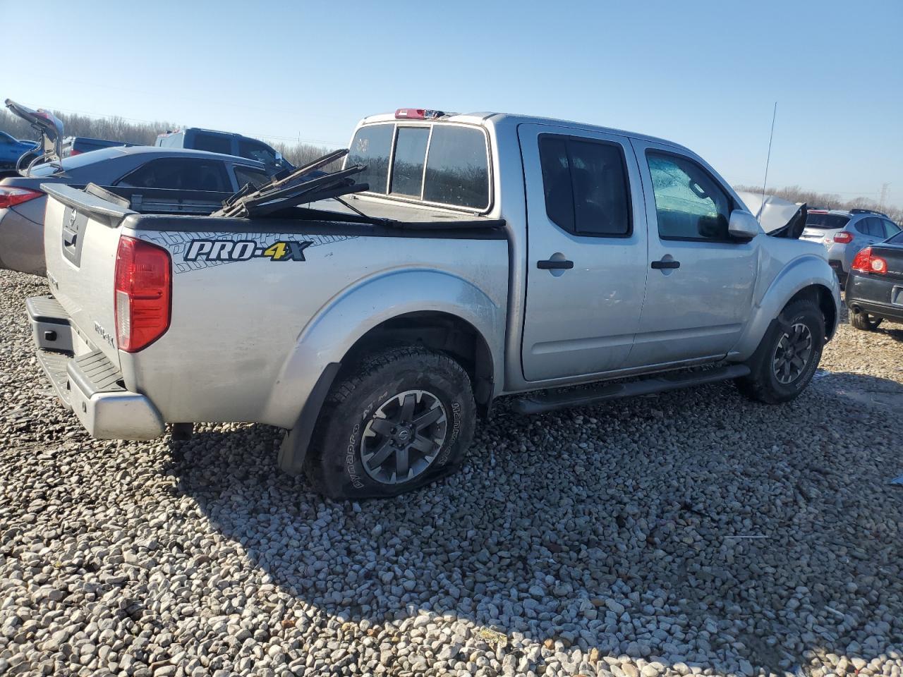 2019 NISSAN FRONTIER S - Фото 3