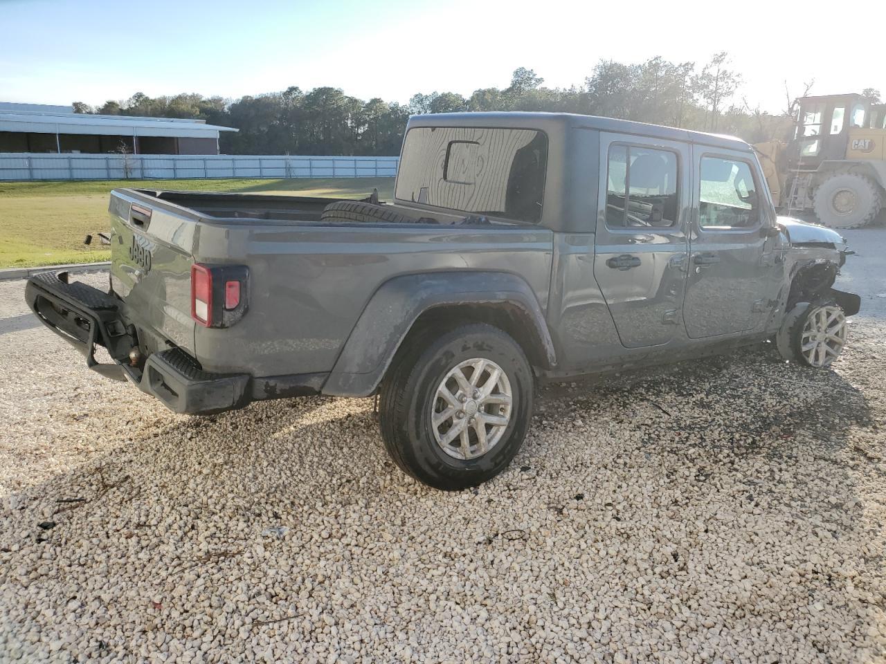2023 JEEP GLADIATOR - Image 3