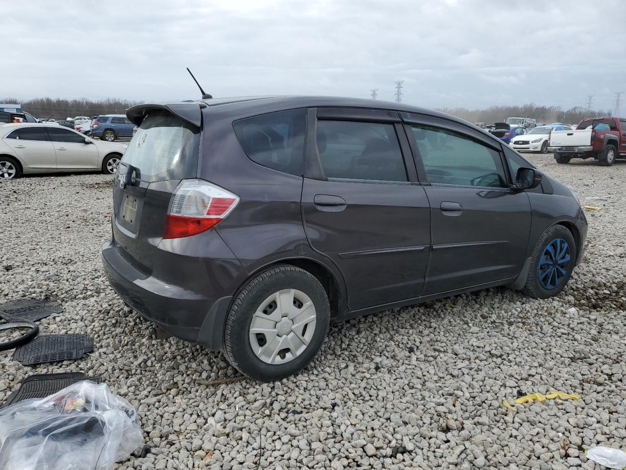2013 HONDA FIT - Фото 3