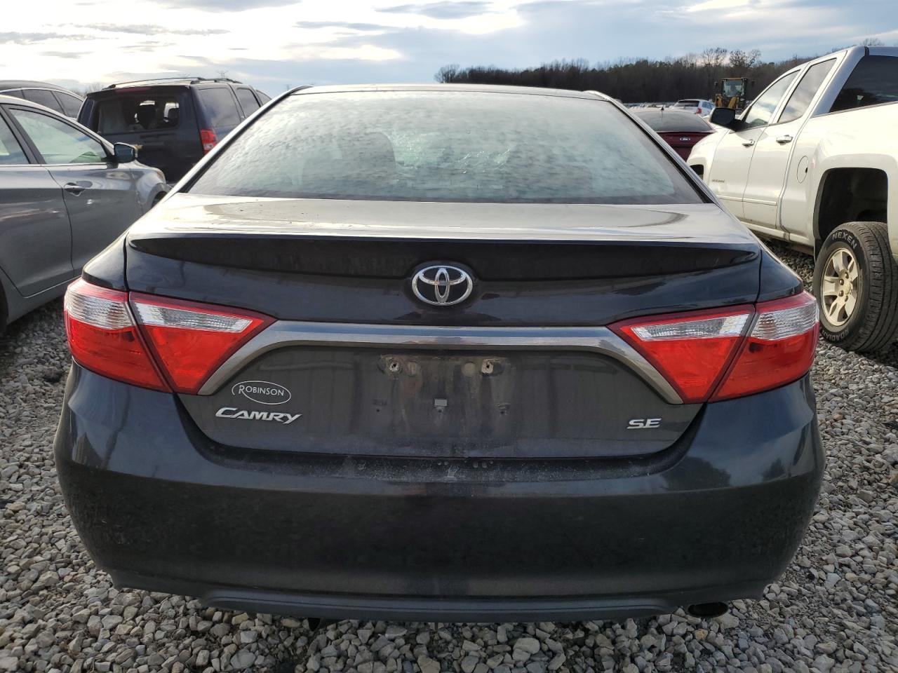 2017 TOYOTA CAMRY LE - Фото 6