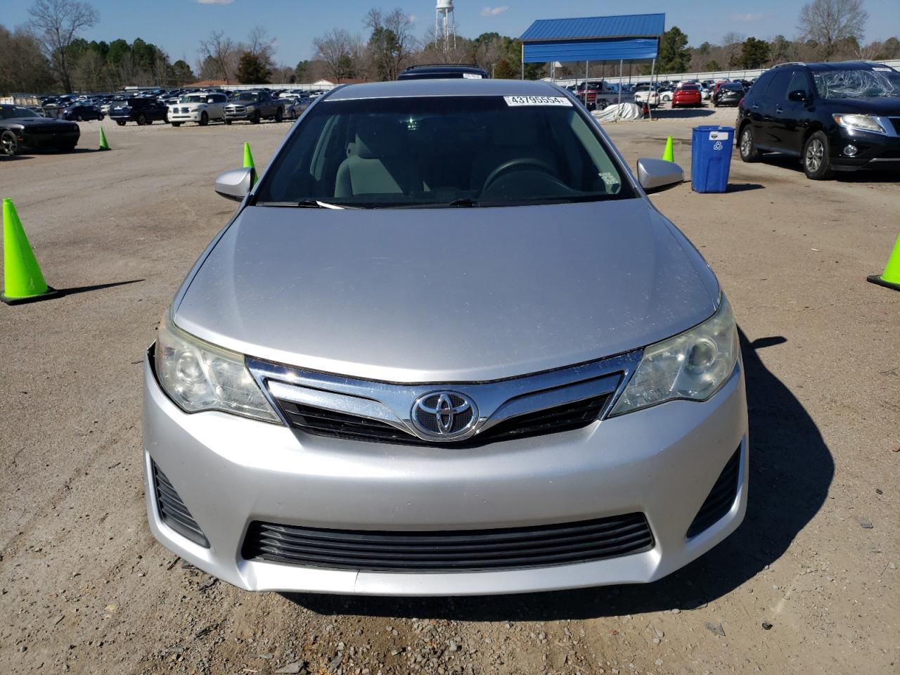 2012 TOYOTA CAMRY BASE - Фото 5