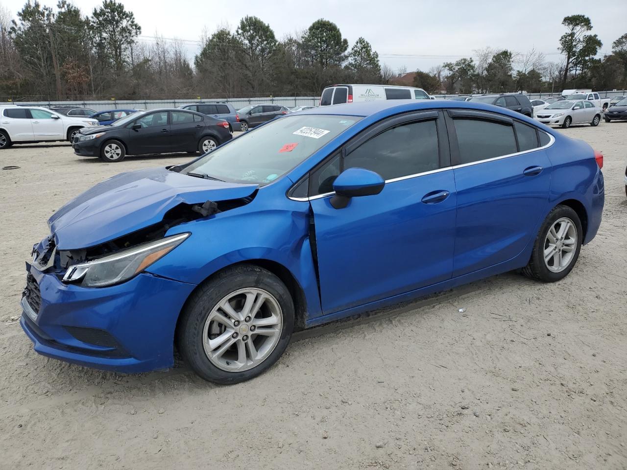 2017 CHEVROLET CRUZE LT